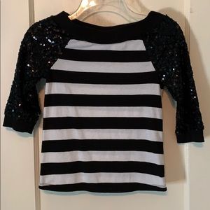 Justice girls size 8 sequins sleeved shirt